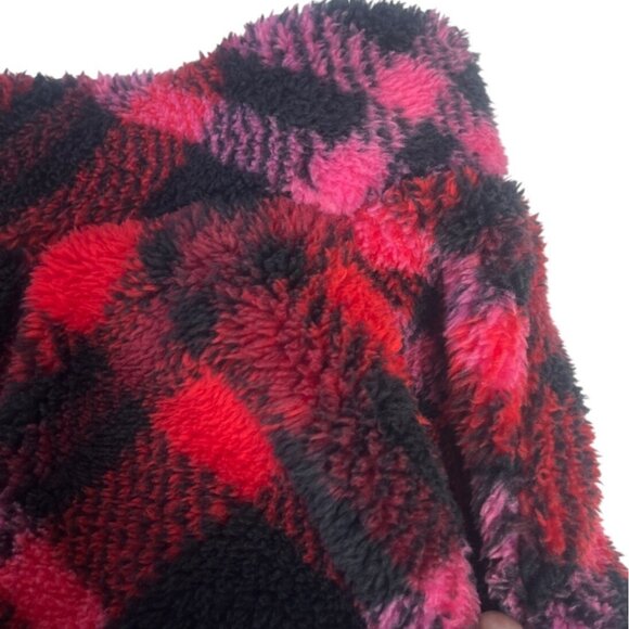 Maurices Teddy Sherpa Shorts Womens Large Red Black Plaid New WOT - Picture 6 of 9